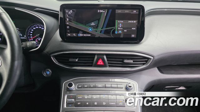 Hyundai Santafe 2023 — photo 14