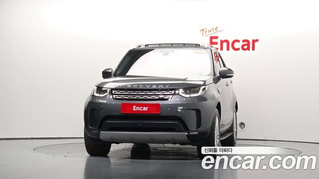 Land Rover Discovery 2017 — photo 3