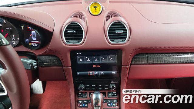 Porsche 718 2024 — photo 18