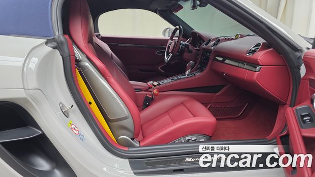 Porsche 718 2024 — photo 16