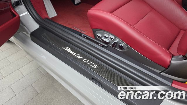 Porsche 718 2024 — photo 27