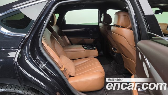 Genesis G80 2022 — photo 12