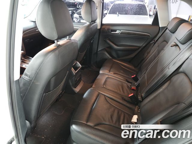Audi Q5 2016 — photo 16