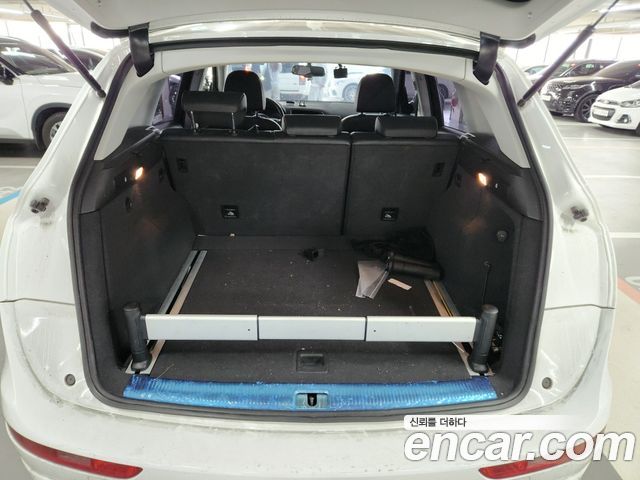 Audi Q5 2016 — photo 20