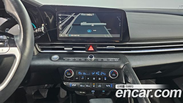 Hyundai AVANTE 2024 — photo 19