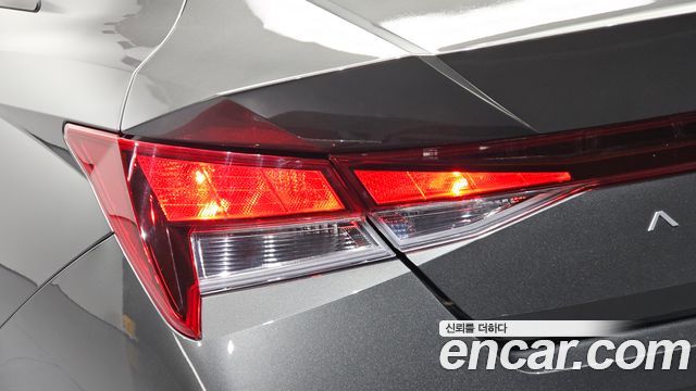 Hyundai AVANTE 2024 — photo 9