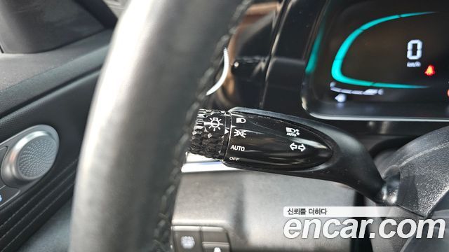 Hyundai AVANTE 2024 — photo 28
