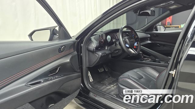 Hyundai AVANTE 2023 — photo 13