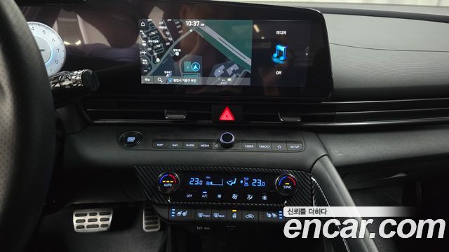 Hyundai AVANTE 2023 — photo 19