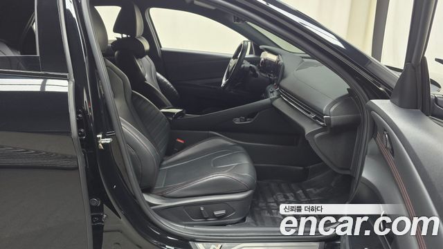 Hyundai AVANTE 2023 — photo 16