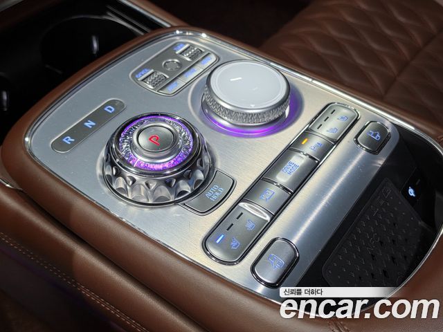 Genesis G90 2023 — photo 16