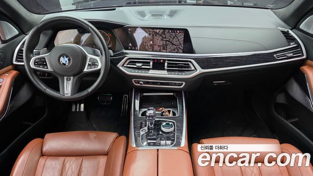 BMW X7 2021 — photo 9