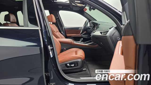 BMW X7 2021 — photo 15