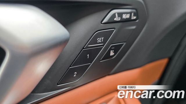 BMW X7 2021 — photo 26