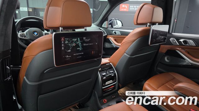 BMW X7 2021 — photo 33