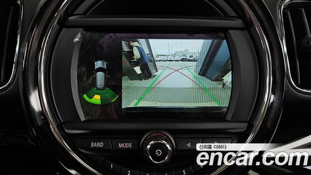 Mini Countryman 2020 — photo 23
