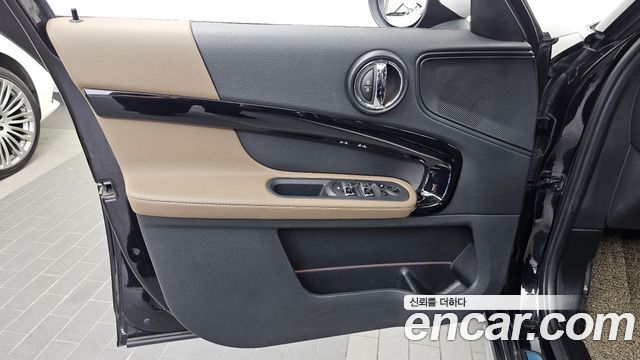 Mini Countryman 2020 — photo 14