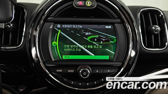 Mini Countryman 2020 — photo 29