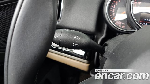 Mini Countryman 2020 — photo 32