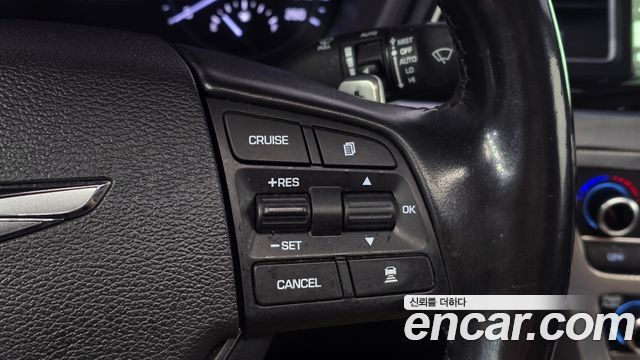 Genesis G80 2018 — photo 21