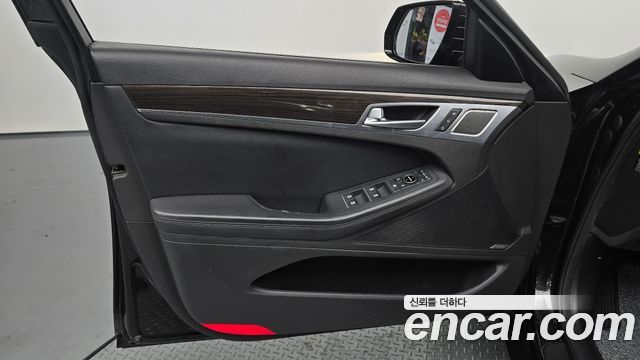 Genesis G80 2018 — photo 14