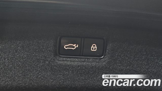 Genesis G80 2018 — photo 29
