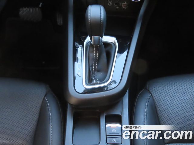 Renault Korea XM3 2023 — photo 11