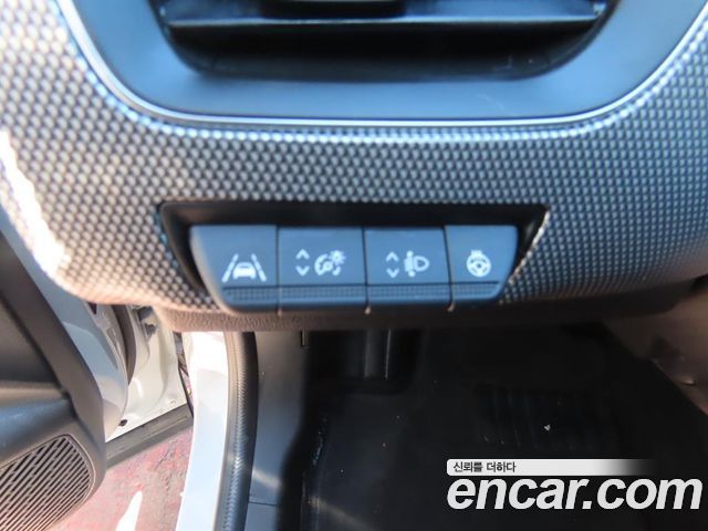 Renault Korea XM3 2023 — photo 13