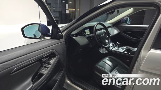Land Rover Range Rover Evoque 2020 — photo 13