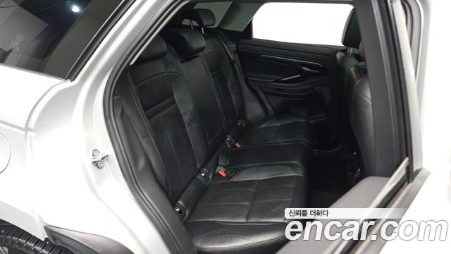 Land Rover Range Rover Evoque 2020 — photo 18