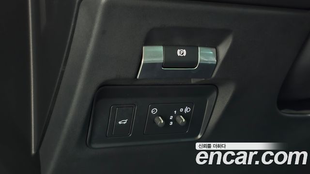 Land Rover Range Rover Evoque 2020 — photo 26