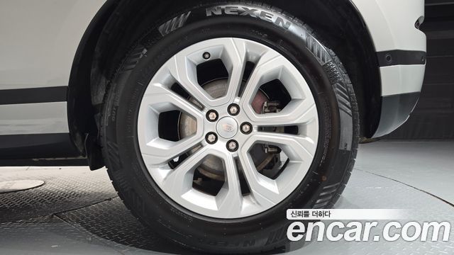 Land Rover Range Rover Evoque 2020 — photo 7