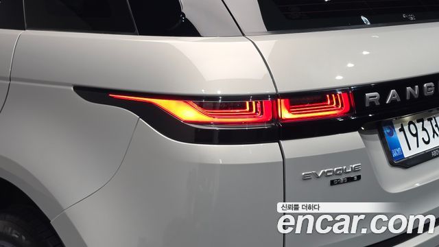 Land Rover Range Rover Evoque 2020 — photo 9