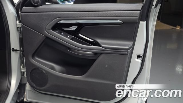 Land Rover Range Rover Evoque 2020 — photo 15