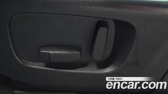 Land Rover Range Rover Evoque 2020 — photo 31