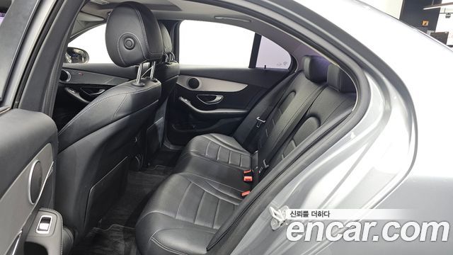 Mercedes-Benz C-Class 2015 — photo 11