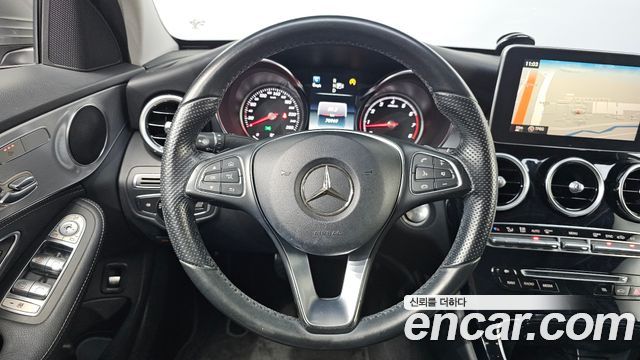Mercedes-Benz C-Class 2015 — photo 16