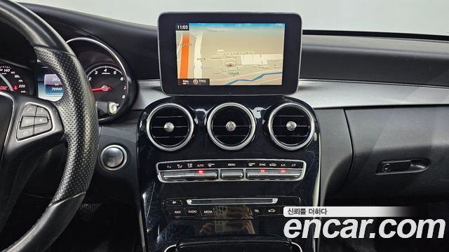 Mercedes-Benz C-Class 2015 — photo 17