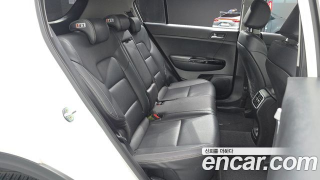 Kia Sportage 2017 — photo 17