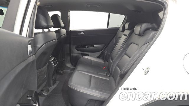 Kia Sportage 2017 — photo 18