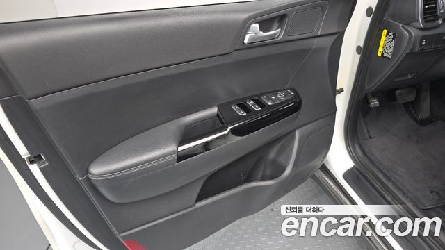 Kia Sportage 2017 — photo 14