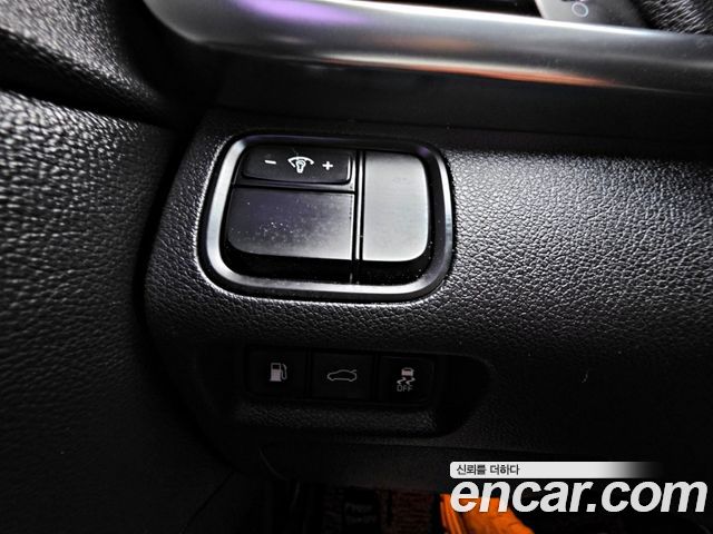 Kia K5 2018 — photo 16