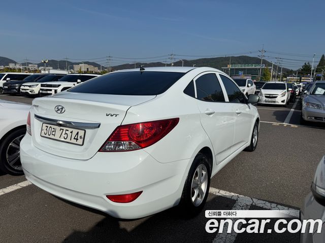 Hyundai Accent 2014 — photo 3