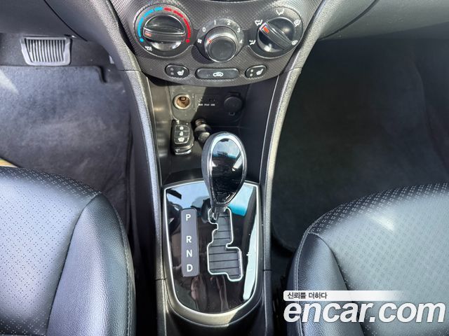 Hyundai Accent 2014 — photo 9