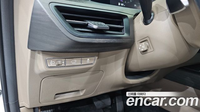Kia K8 2023 — photo 27