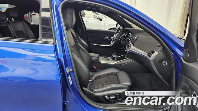 BMW 3-Series 2020 — photo 11