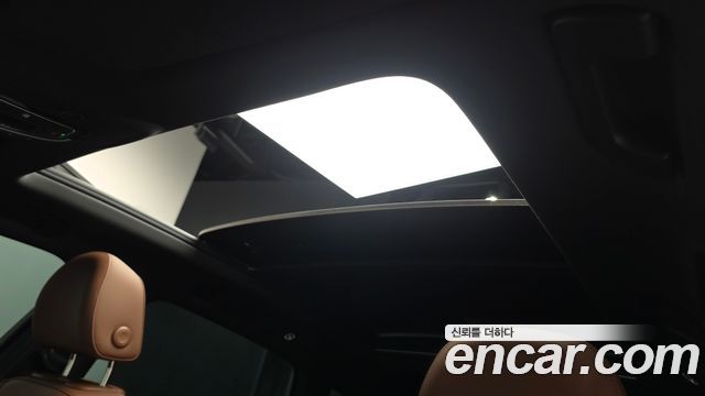 Audi Q7 2021 — photo 21
