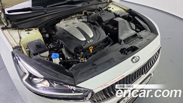 Kia K7 2016 — photo 6