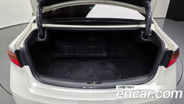 Kia K7 2016 — photo 26