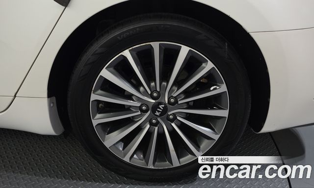 Kia K7 2016 — photo 7